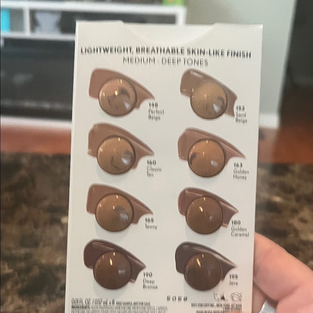 COVERGIRL Clean Invisible Foundation Card - Beige to Deep Brown Shades